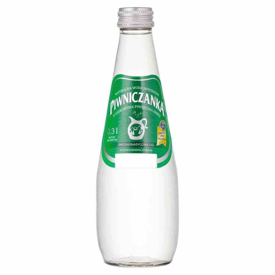 Eau minérale naturelle, moyennement saturée en CO2, 0,3l